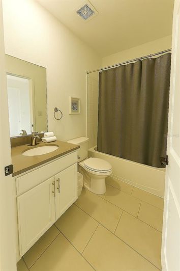 Image No.29-5 Bed House for sale