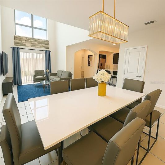 Image No.7-5 Bed House for sale