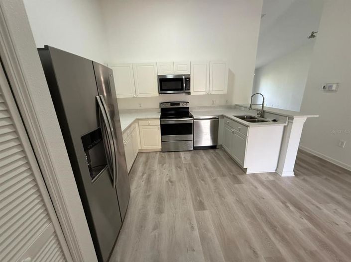 Image No.14-3 Bed Apartment for sale