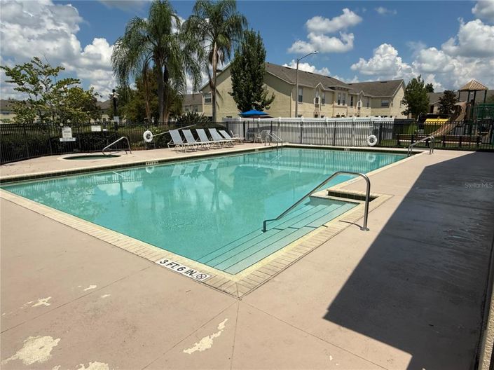 Image No.9-3 Bed Apartment for sale