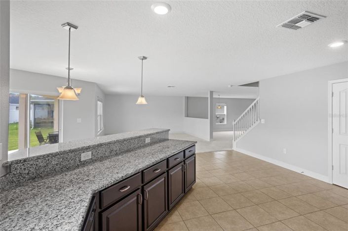 Image No.18-3 Bed House for sale