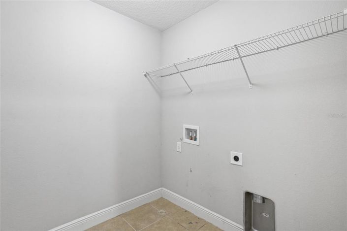 Image No.34-3 Bed House for sale