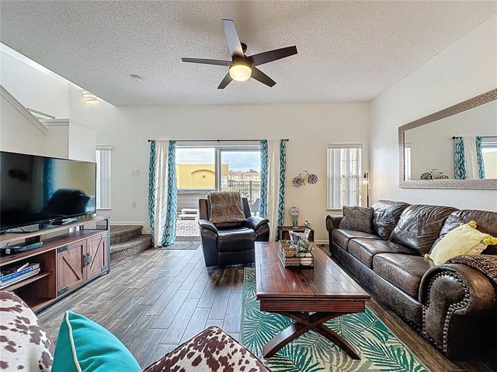 Image No.14-3 Bed Townhouse for sale