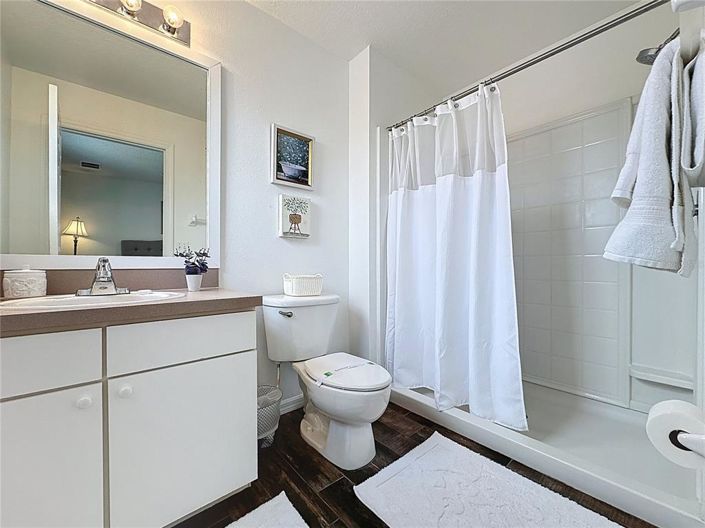 Image No.21-3 Bed Townhouse for sale