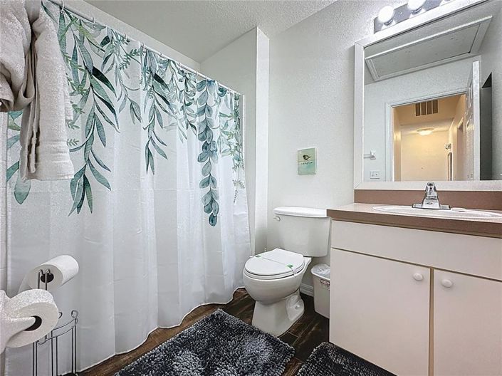 Image No.25-3 Bed Townhouse for sale