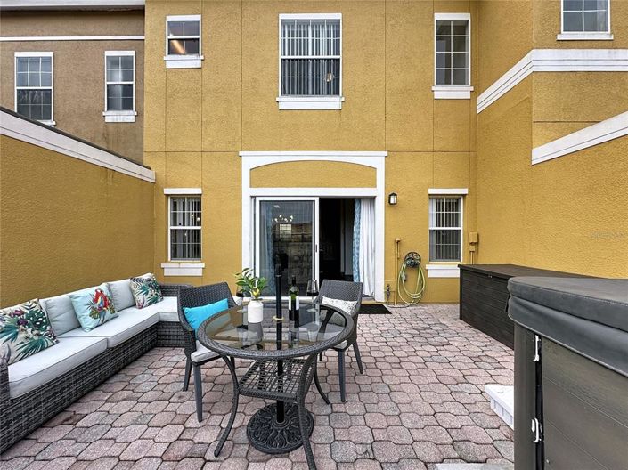 Image No.35-3 Bed Townhouse for sale