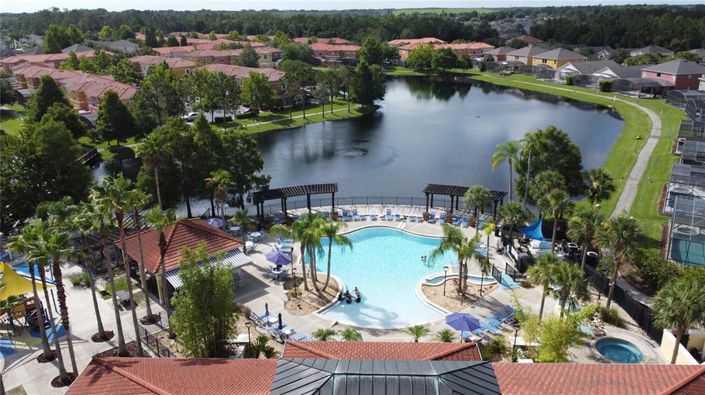 Image No.56-3 Bed Townhouse for sale