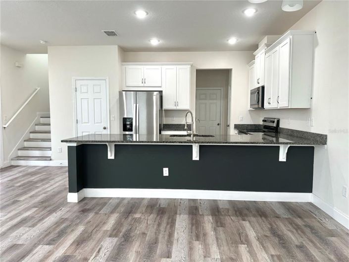 Image No.6-3 Bed Townhouse for sale