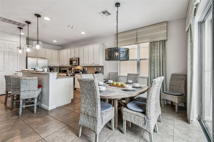 Image No.17-7 Bed House for sale