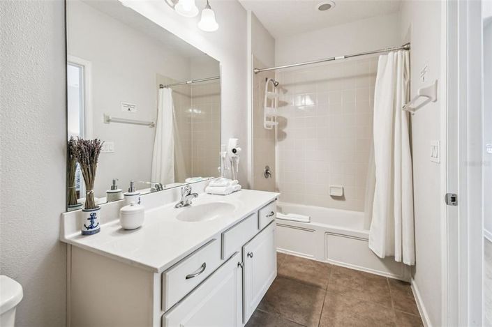 Image No.36-7 Bed House for sale