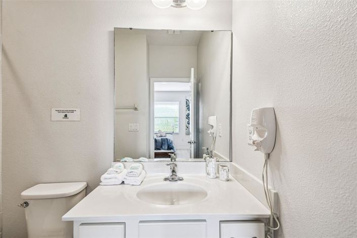 Image No.40-7 Bed House for sale