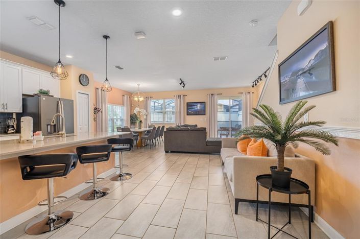 Image No.2-Maison de ville de 5 chambres à vendre à Saint John