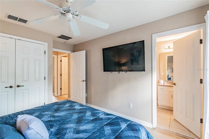 Image No.15-3 Bed Townhouse for sale