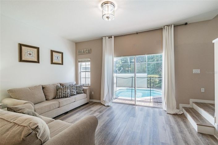 Image No.7-3 Bed Townhouse for sale