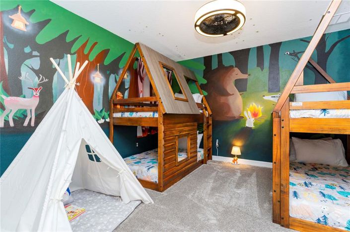 Image No.9-9 Bed House for sale