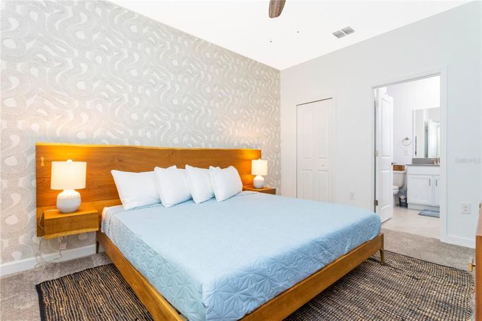 Image No.19-9 Bed House for sale