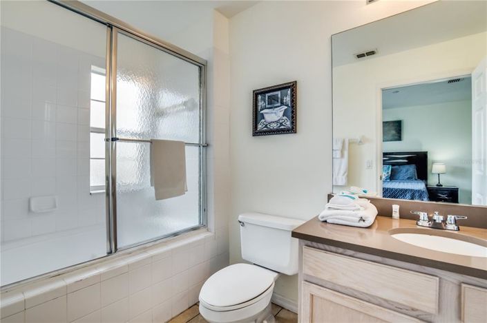 Image No.13-3 Bed Townhouse for sale