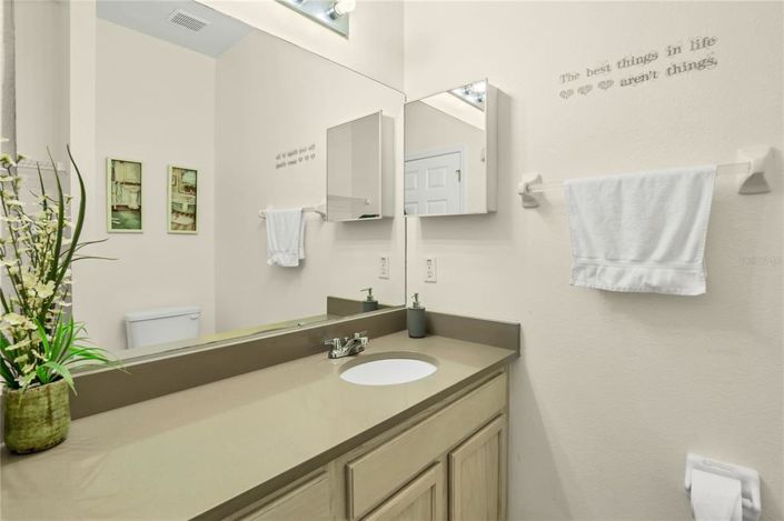 Image No.16-3 Bed Townhouse for sale