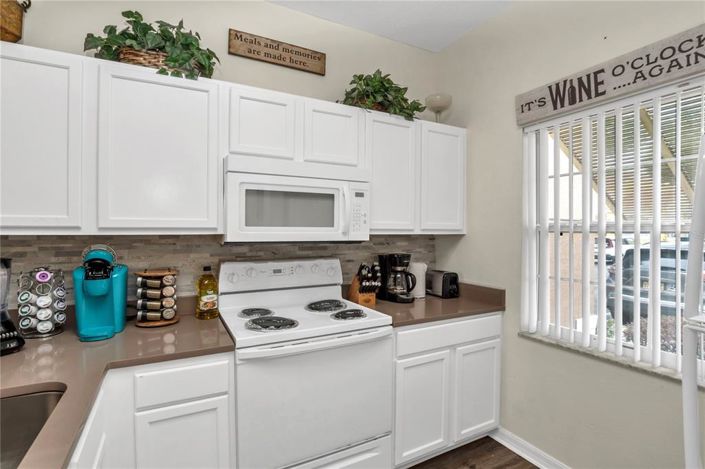 Image No.3-3 Bed Townhouse for sale