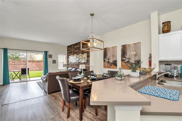 Image No.6-3 Bed Townhouse for sale