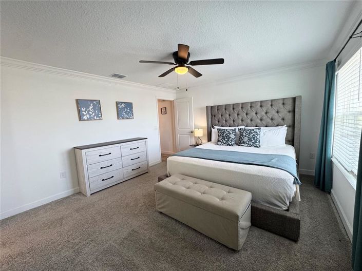 Image No.13-4 Bed Townhouse for sale