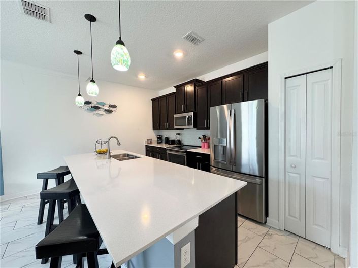 Image No.8-4 Bed Townhouse for sale