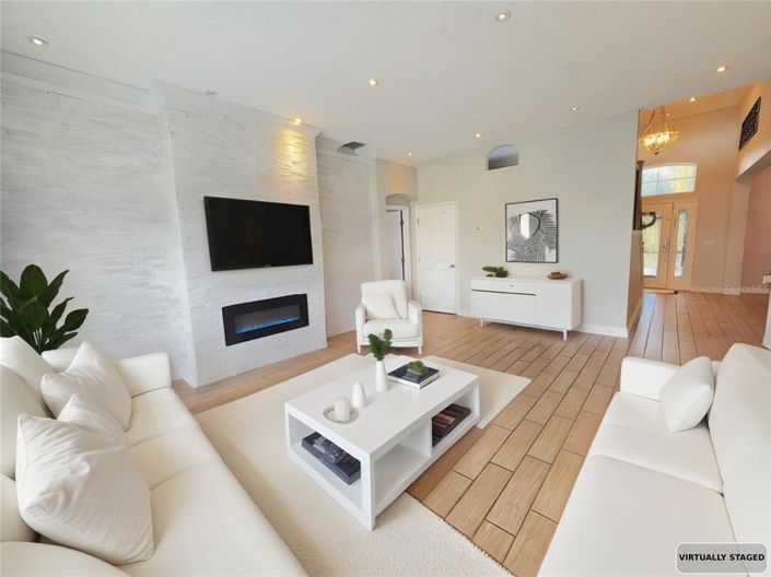 Image No.10-4 Bed House for sale