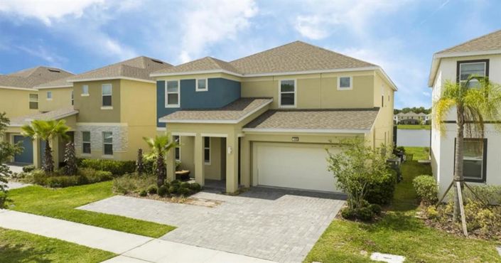 Image No.2-8 Bed House for sale