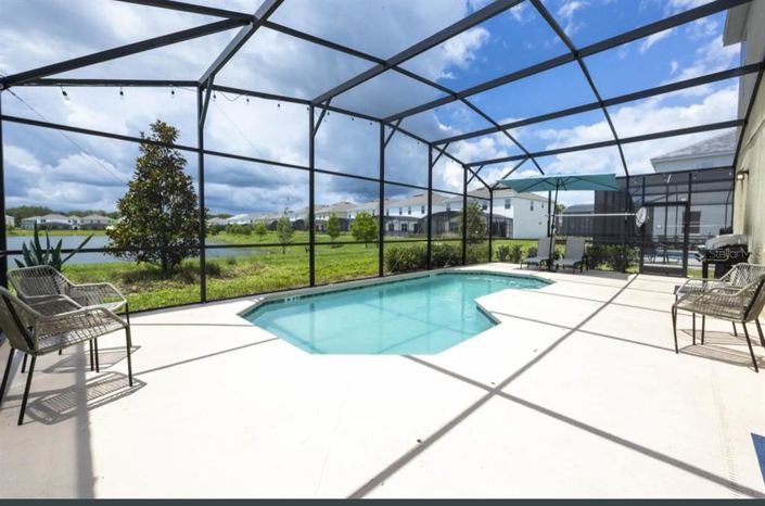 Image No.33-8 Bed House for sale