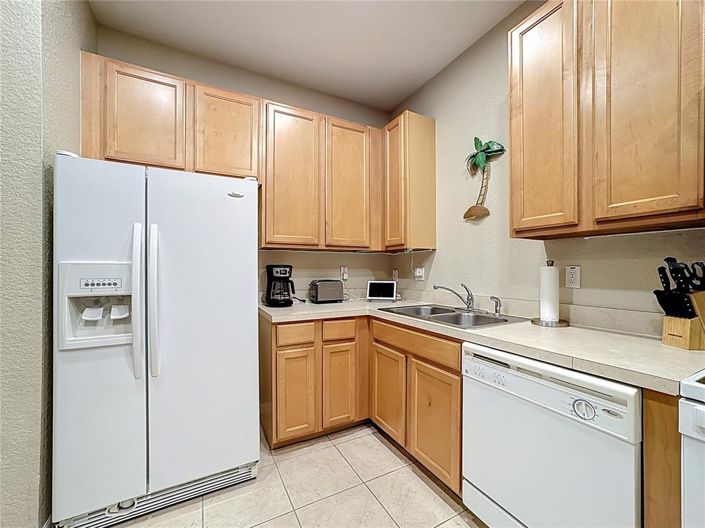 Image No.10-4 Bed Townhouse for sale