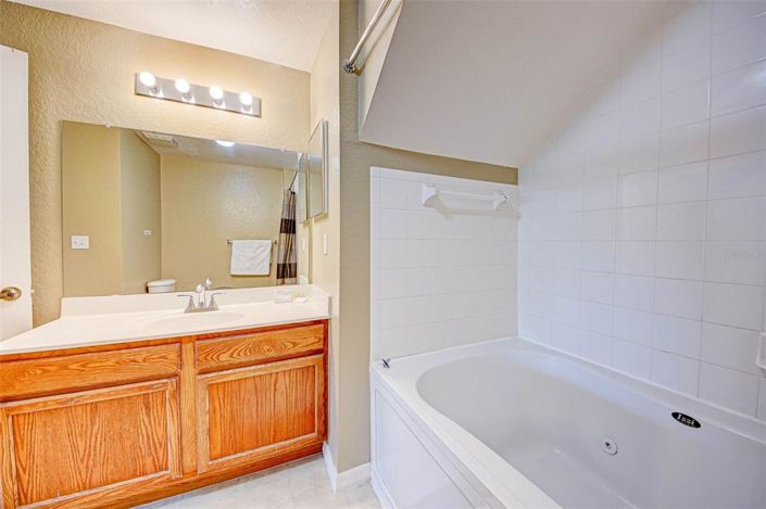 Image No.10-4 Bed Apartment for sale