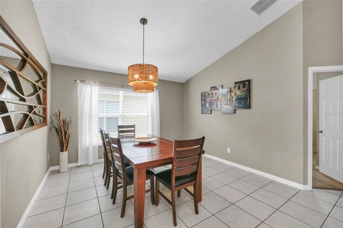 Image No.4-Maison de 5 chambres à vendre à Saint John