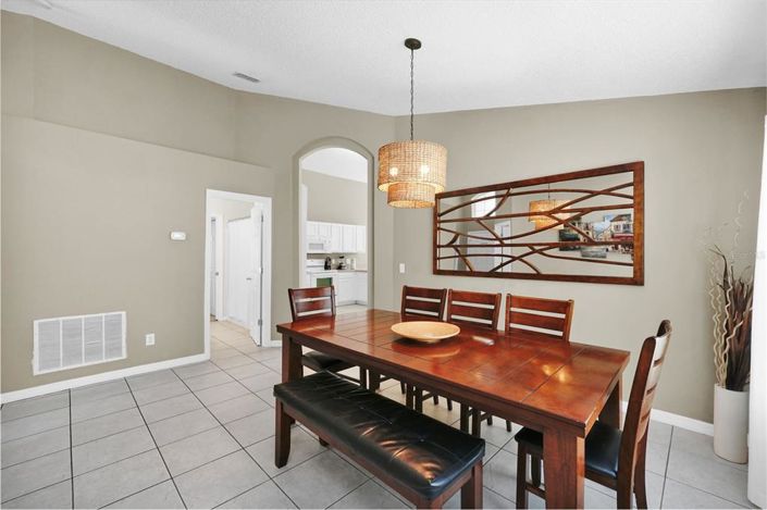 Image No.5-Maison de 5 chambres à vendre à Saint John