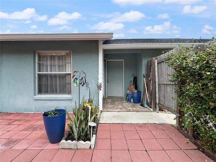 Image No.20-3 Bed House for sale