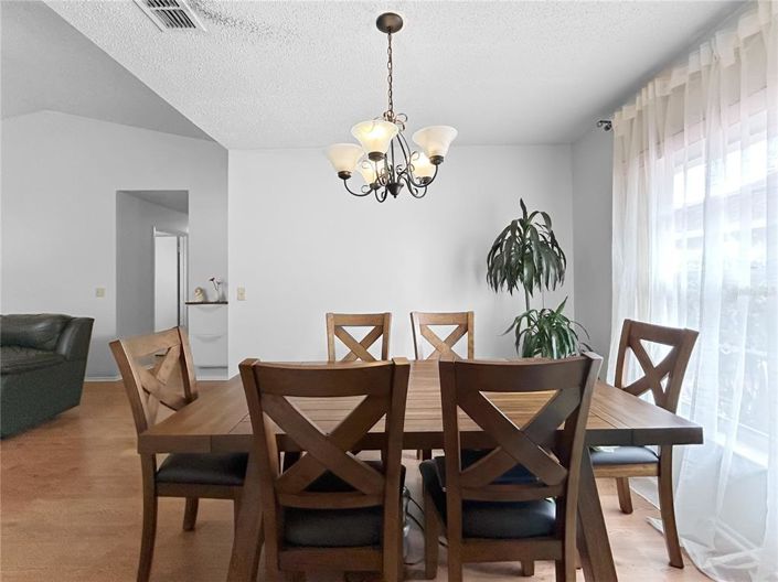 Image No.5-3 Bed House for sale