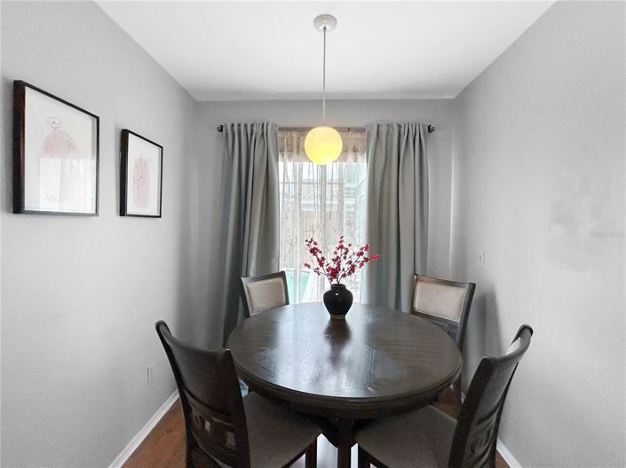 Image No.8-3 Bed House for sale