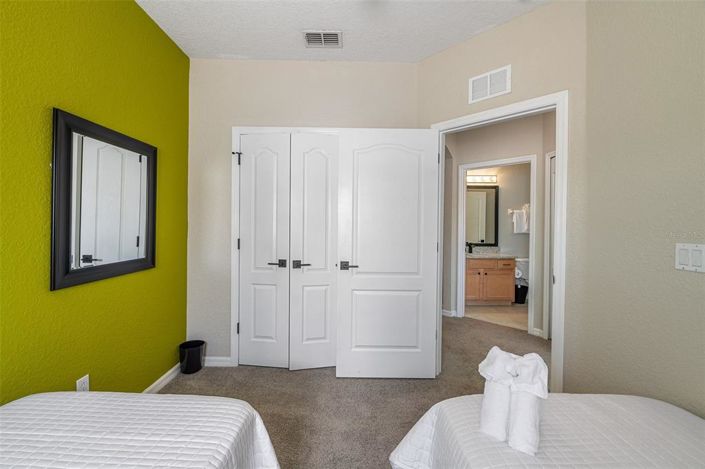 Image No.27-4 Bed Townhouse for sale