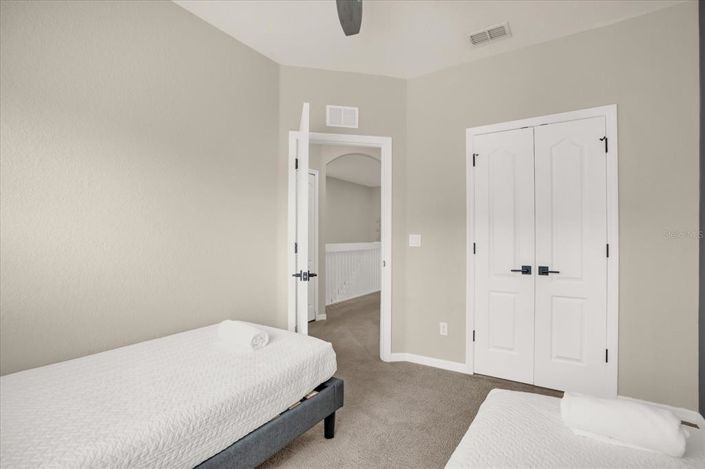 Image No.30-4 Bed Townhouse for sale