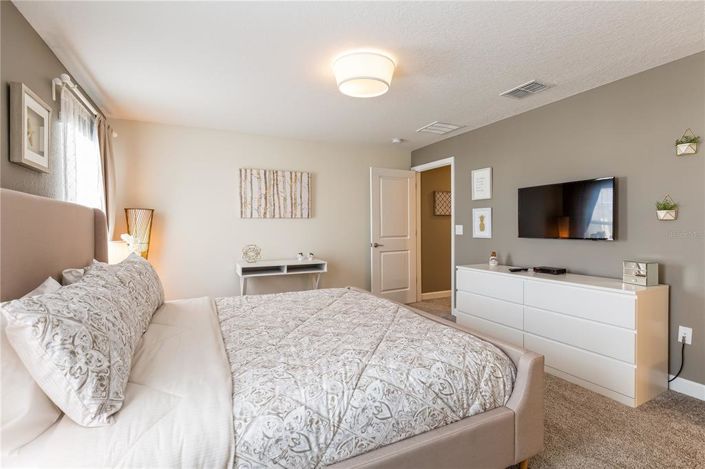 Image No.14-4 Bed Townhouse for sale