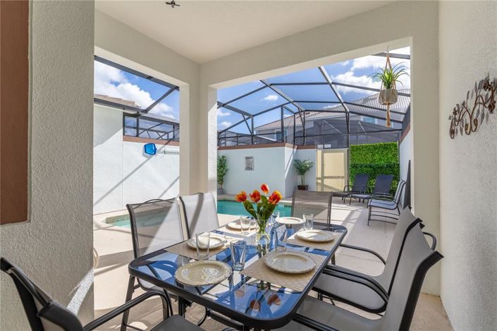 Image No.2-4 Bed Townhouse for sale