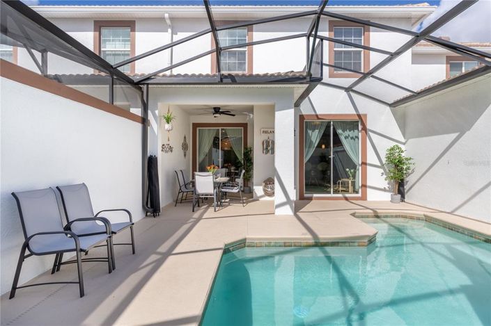 Image No.20-4 Bed Townhouse for sale