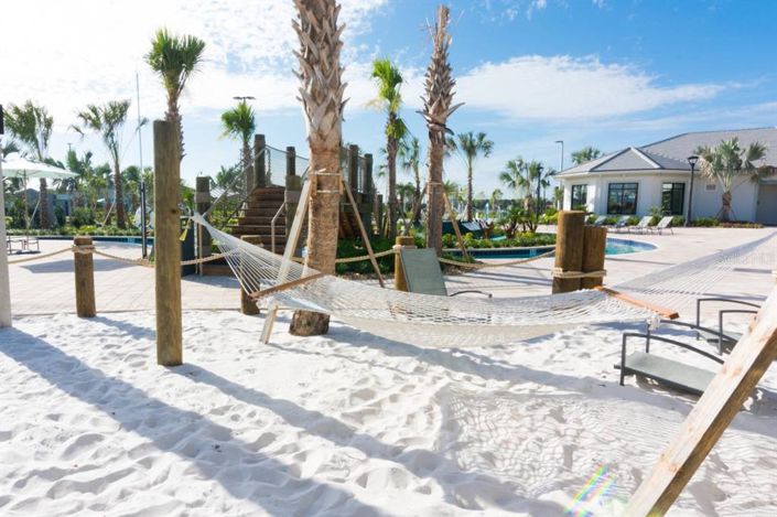 Image No.24-4 Bed Townhouse for sale