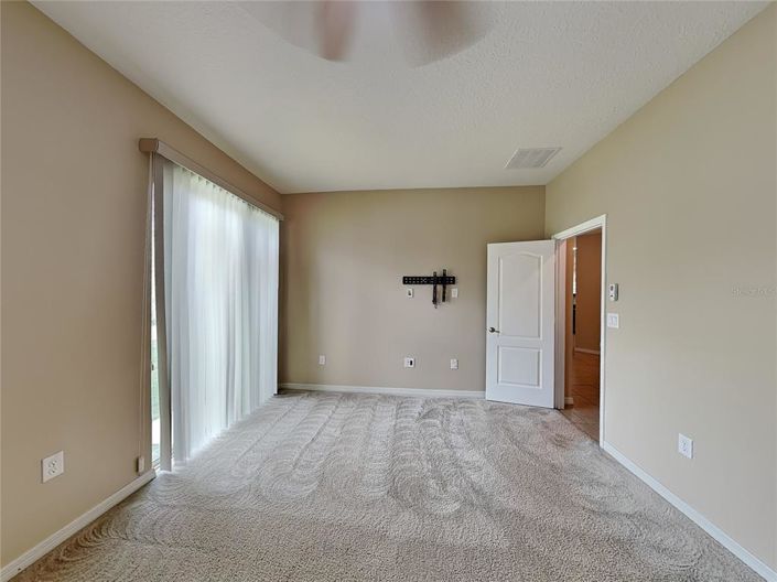 Image No.13-4 Bed House for sale