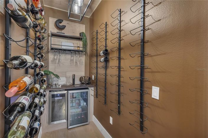 Image No.21-4 Bed House for sale