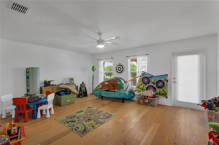 Image No.28-4 Bed House for sale