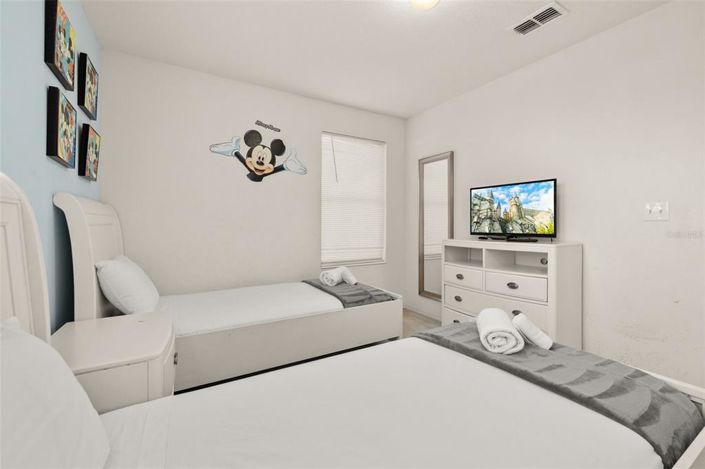 Image No.20-4 Bed House for sale