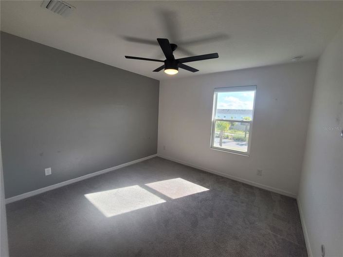 Image No.13-4 Bed Townhouse for sale