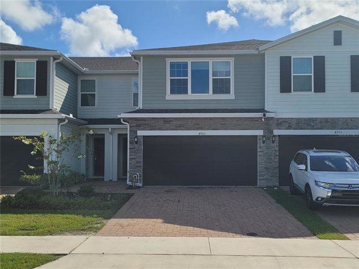 Image No.2-4 Bed Townhouse for sale