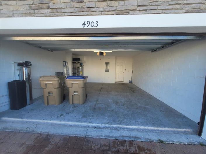 Image No.25-4 Bed Townhouse for sale