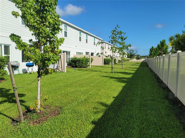 Image No.29-4 Bed Townhouse for sale